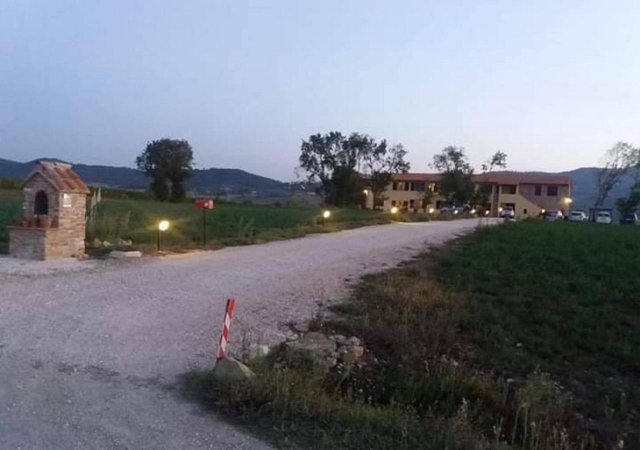 Вилла La Sosta Di Braccio Macchie  Экстерьер фото
